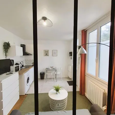 L'intermede - Gare- Wifi - Tv - Lave-linge Апартаменты *