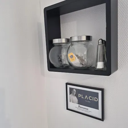 L'intermede - Gare- Wifi - Tv - Lave-linge Apartment Tours