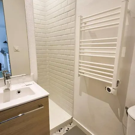 Apartment L'intermede - Gare- Wifi - Tv - Lave-linge *
