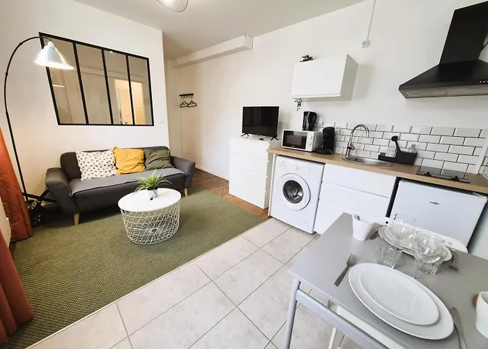 L'intermede - Gare- Wifi - Tv - Lave-linge *