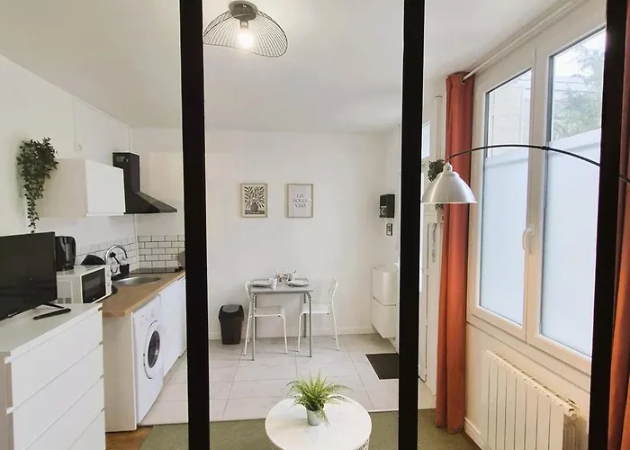 L'intermede - Gare- Wifi - Tv - Lave-linge 公寓 *